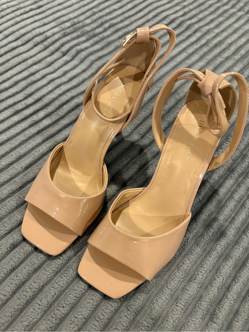 Thalia Sodi Blush Patent Square-Toe Block Heel Sandals